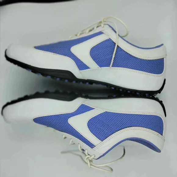 Callaway White and Blue Athletic Shoes with Sleek Design - Picture 4 of 7